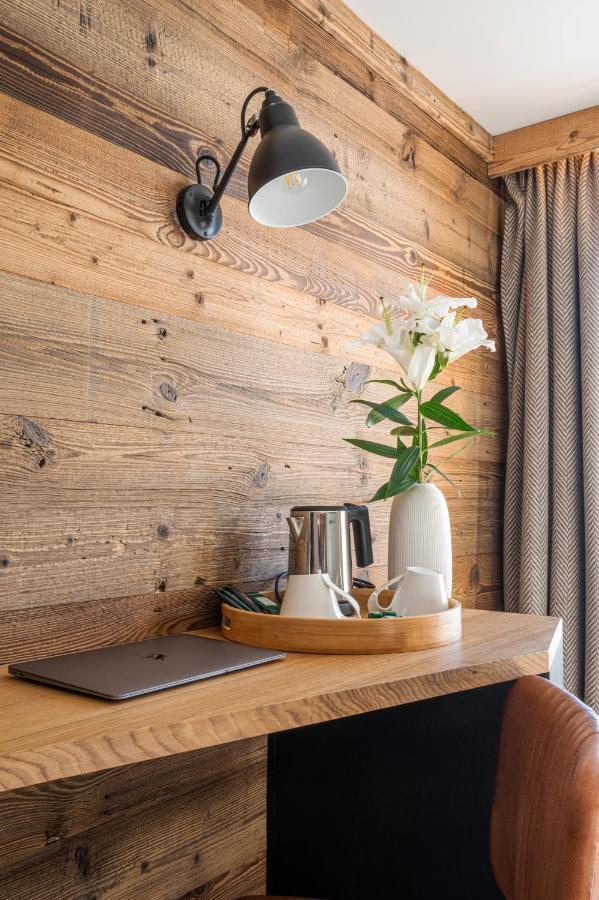Hotel Le Levanna By Les Etincelles ทีนเญอ ภายนอก รูปภาพ