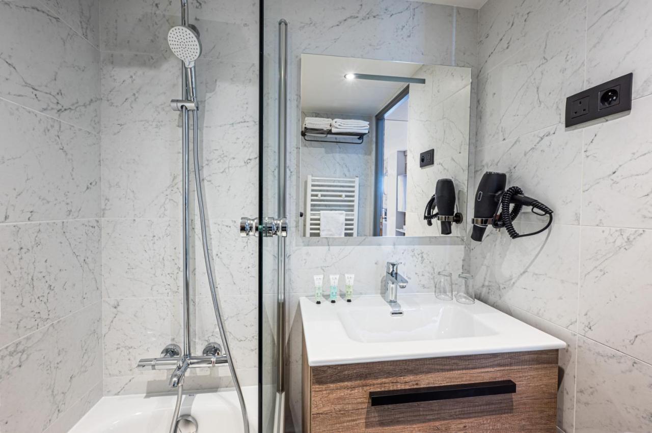 Hotel Le Levanna By Les Etincelles ทีนเญอ ภายนอก รูปภาพ