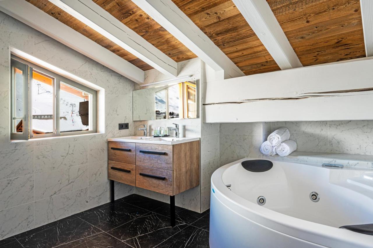 Hotel Le Levanna By Les Etincelles ทีนเญอ ภายนอก รูปภาพ