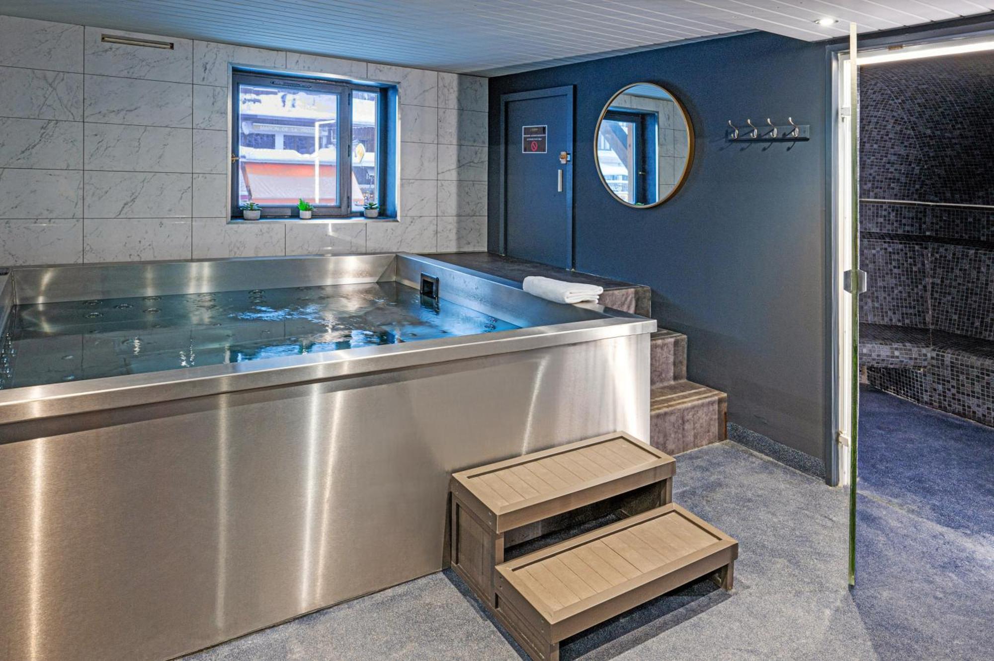 Hotel Le Levanna By Les Etincelles ทีนเญอ ภายนอก รูปภาพ